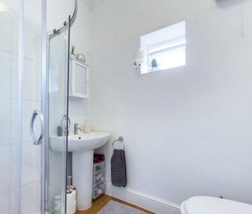 2 bedroom house to rent - Photo 1