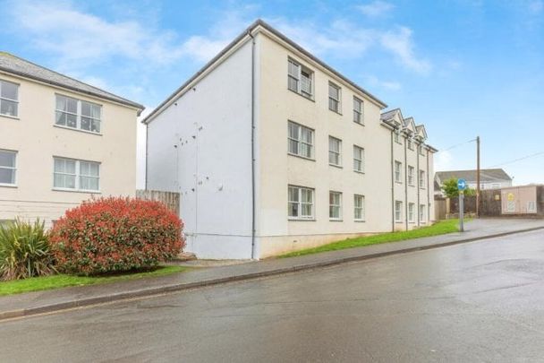 Jadeana Court, St. Austell, PL25 - Photo 1