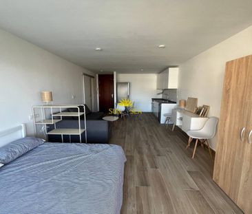 STUDIO IN ALICANTE - Photo 3