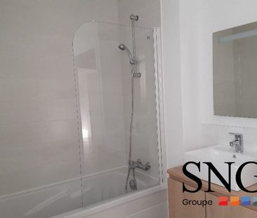 T3 AVEC TERRASSE ET DEUX PARKINGS - Photo 4