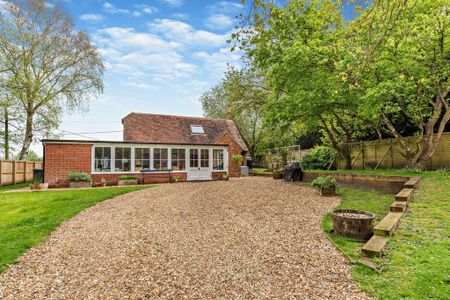 3 bedroom detached house to rent - Photo 5