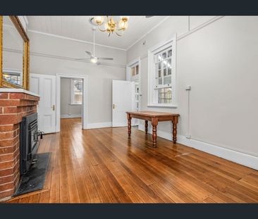 Spacious Family Living with Exceptional Car Accommodation - Photo 1