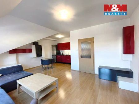 Pronájem bytu 2+kk, 62 m - Fotografie 2