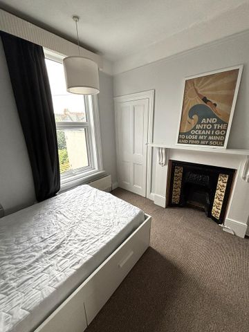 5 bedroom terraced house to rent - Photo 4