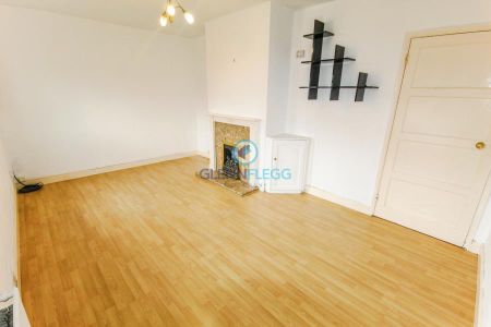 2 bedroom maisonette to rent - Photo 2