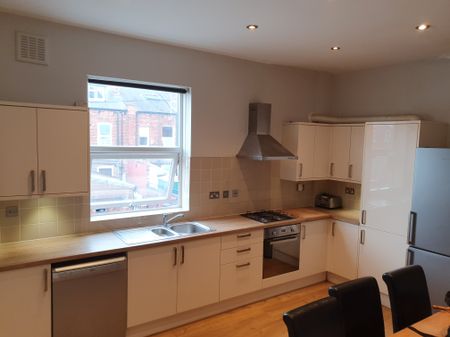 Carberry Road, Hyde Park, Leeds, LS6 1QQ - Photo 2