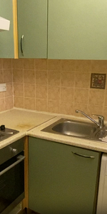 Flat 4, 24 Kelso Road, LS2 9PR, Leeds - Photo 3