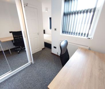 Bradfield Street. - Photo 6