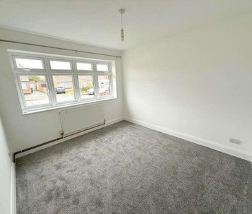 Keswick Avenue, Hullbridge, SS5 - Photo 6