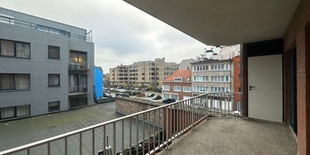 Appartement te huur in Oostende voor € 905 met 2 slaapkamers - Photo 4