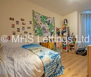 12 Bedroom End Terraced House for rent in Grosvenor Road - Photo 3