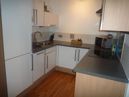 The Parkes Building, Beeston, NG9 2UY - Photo 3