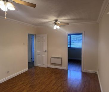 2 bedroom maisonette to rent - Photo 2