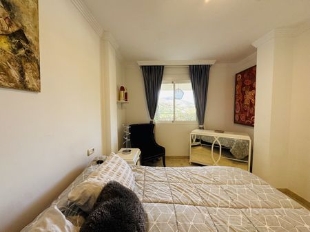 Middle Floor Apartment · Nueva Andalucía - Foto 5