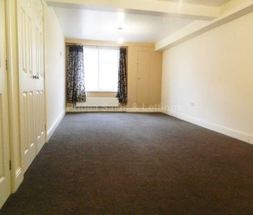 Thesiger Court, Lincoln - Photo 2