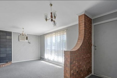 31 Fairbanks Drive, Paralowie. - Photo 4