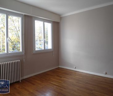 Location Appartement 2 pièces 48m² ST NAZAIRE 44600 - Photo 2