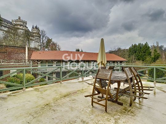 LOCATION d'un appartement F5 (110 m²) à PIERREFONDS - Photo 1
