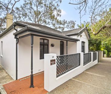 Charming Home in Excellent Location ** Available 07/11/25 ** - Photo 5