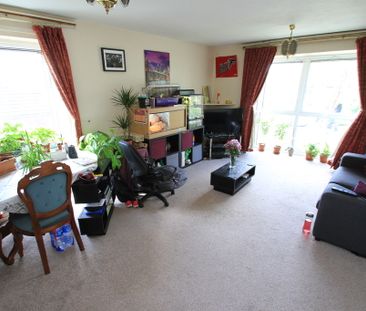 2 bed apartment to rent in Blackbird Road, Leicester, LE4 - Photo 1