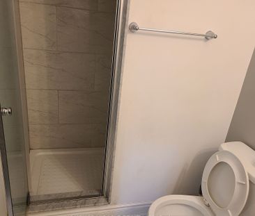 For Lease - 150 Gentile Circle, Vaughan, Ontario - Photo 3