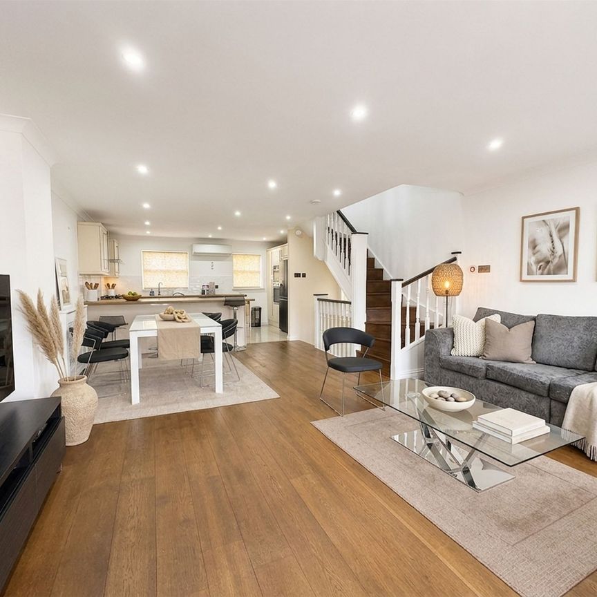 117 Ribblesdale Avenue, London, N11 3AZ - Photo 1