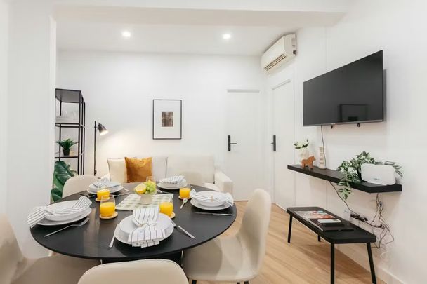 Plaça dArtur Piera, Valencia, Valencian Community 46018 - Photo 1