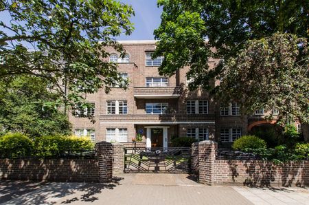 Okeover Manor, Clapham Common North Side, SW4 - Photo 2