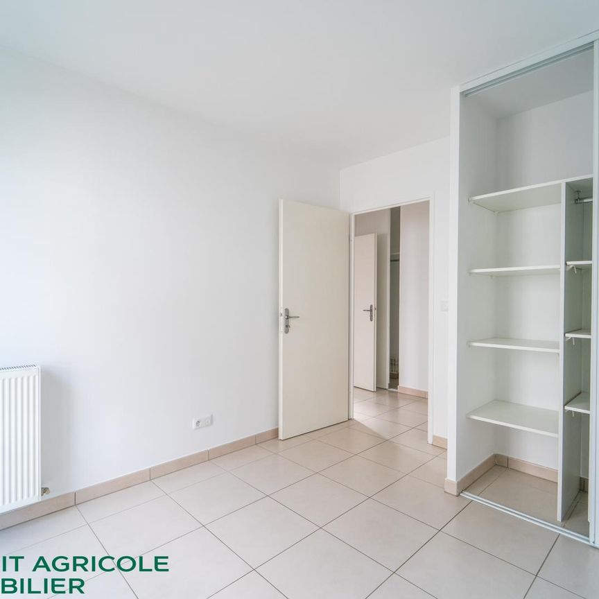 location Appartement T3 DE 64.15m² À L'HAY LES ROSES - Photo 1