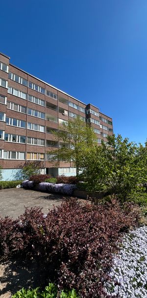 Liegatan, Västerås - Photo 1