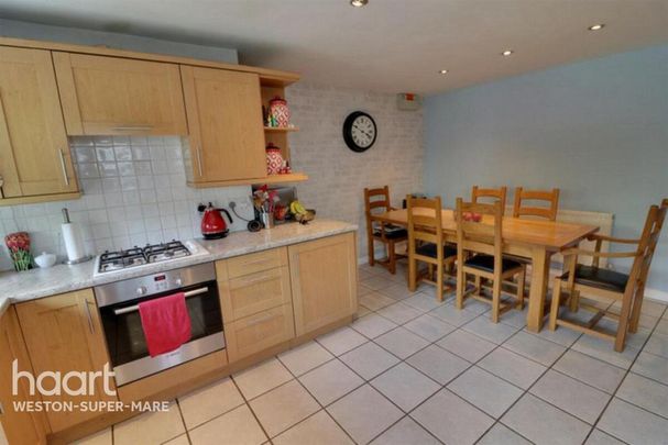 3 bedroom detached house to rent - Photo 1
