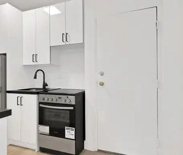 For Lease - 7 Thorburn Avenue Unit# 101, Toronto, Ontario - Photo 1