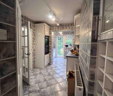 5 Bed Detached house to let in Enfield - Photo 4