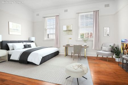 Two bedroom Apartment in the heart of Crows Nest. - Photo 2