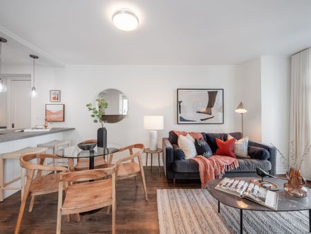 For Lease - 409 Bloor Street Unit# 903, Toronto, Ontario - Photo 5