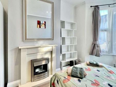 Eswyn Road, Tooting, SW17 - Photo 3