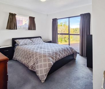 Welcome home to 35 Peppertree Lane. - Photo 5