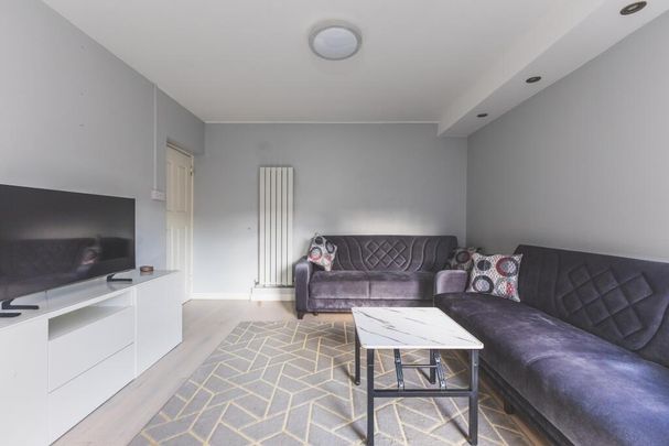 2 bedroom detached house to rent - Photo 1