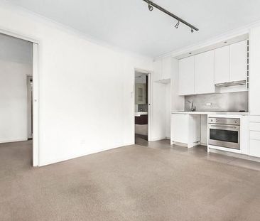 3 / 24 Prentice St, St Kilda - Photo 2