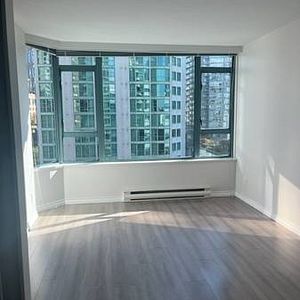 Yaletown location - 2 bedroom - Photo 2