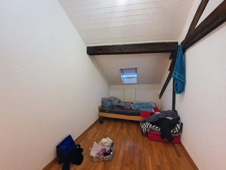 Charmant appartement entièrement rénové de 3 pièces dans les combles - Foto 4