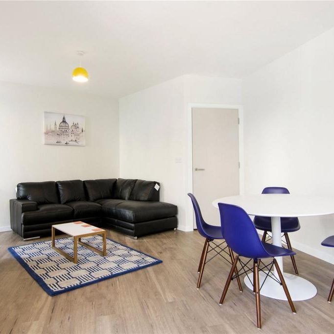 2 bedroom flat to rent - Photo 1