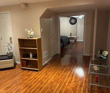 For Lease - 8 Sirius Crescent, Toronto, Ontario - Photo 5