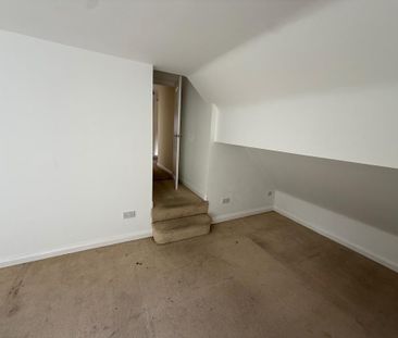 5 bedroom detached house to rent - Photo 3