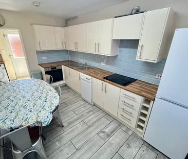 Fairfax Road - Photo 3