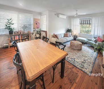 Full of Charm and Fully Furnished - Photo 1