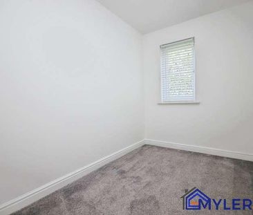 St Michaels View, Widnes, WA8 - Photo 6