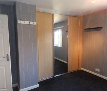 3 bedroom end of terrace house to rent - Photo 6