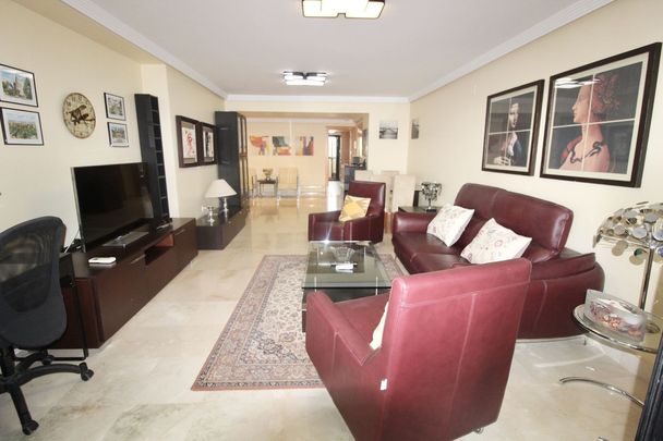 Middle Floor Apartment · San Pedro De Alcántara - Foto 1
