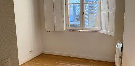 Location Appartement 2 pièces 52m² BORDEAUX 33000 - Photo 2